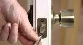 City Locksmith Store Hutchins, TX 214-775-9225 - 16-Emergency-Locksmith-Opening